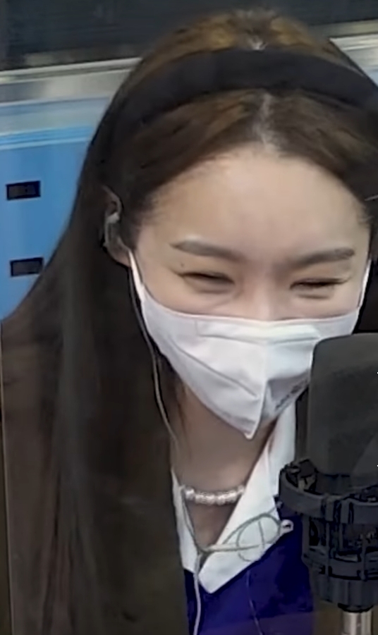 친오빠랑 이름이 똑같은 팬을 만난 강민경.jpg | 인스티즈