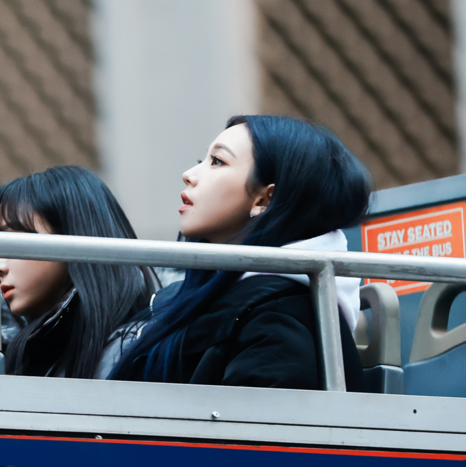 뉴욕에 간 카리나에겐 감동이 있다.gif | 인스티즈