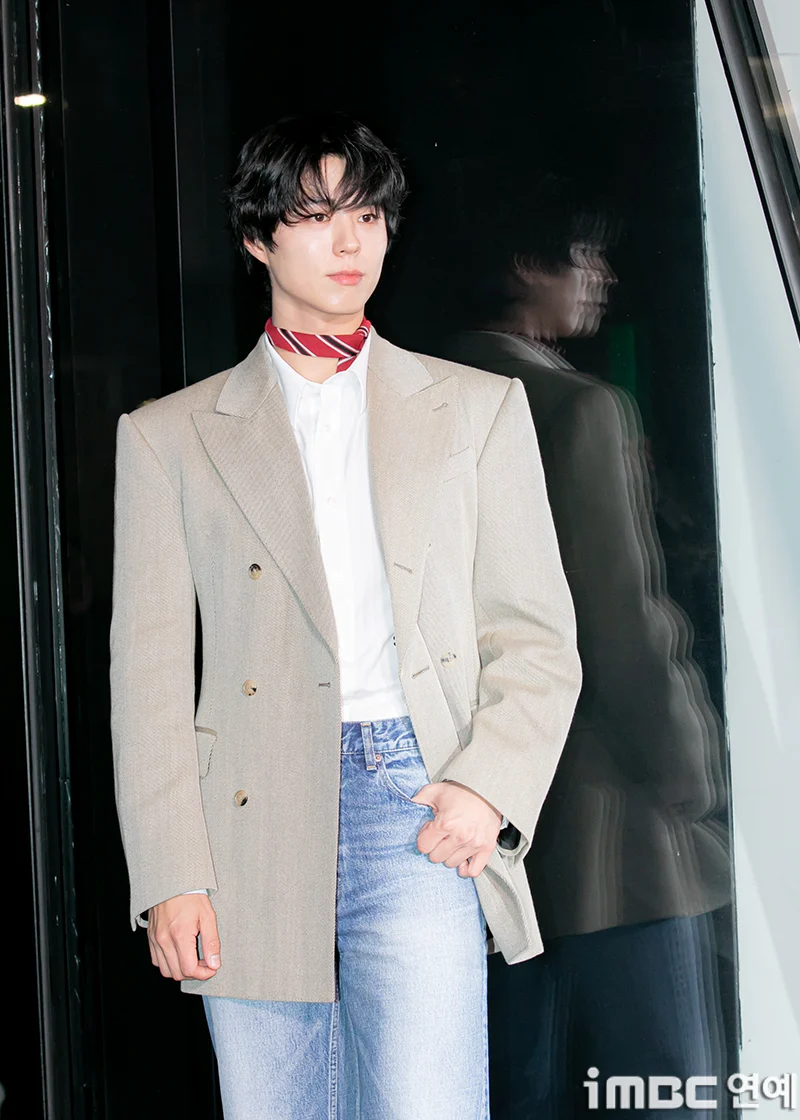 어제자 뷔, 수지, 박보검 ..jpg | 인스티즈