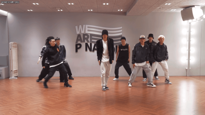 싸이(PSY) - That That 안무 원작자.gif | 인스티즈