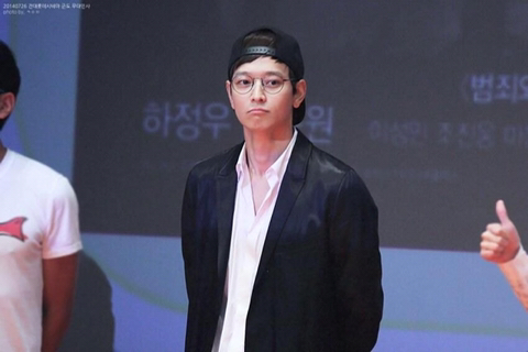 강동원이 안경이나 렌즈를 쓰는 이유 . jpg | 인스티즈