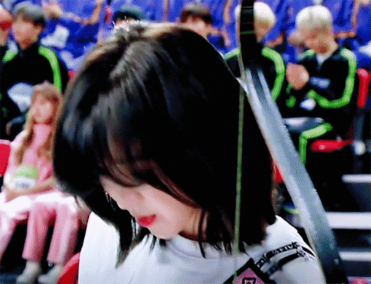 역술인이 말하는 레드벨벳 웬디 사주.gif | 인스티즈