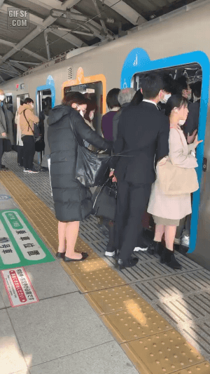 일본의 지하철 풍경 | 인스티즈