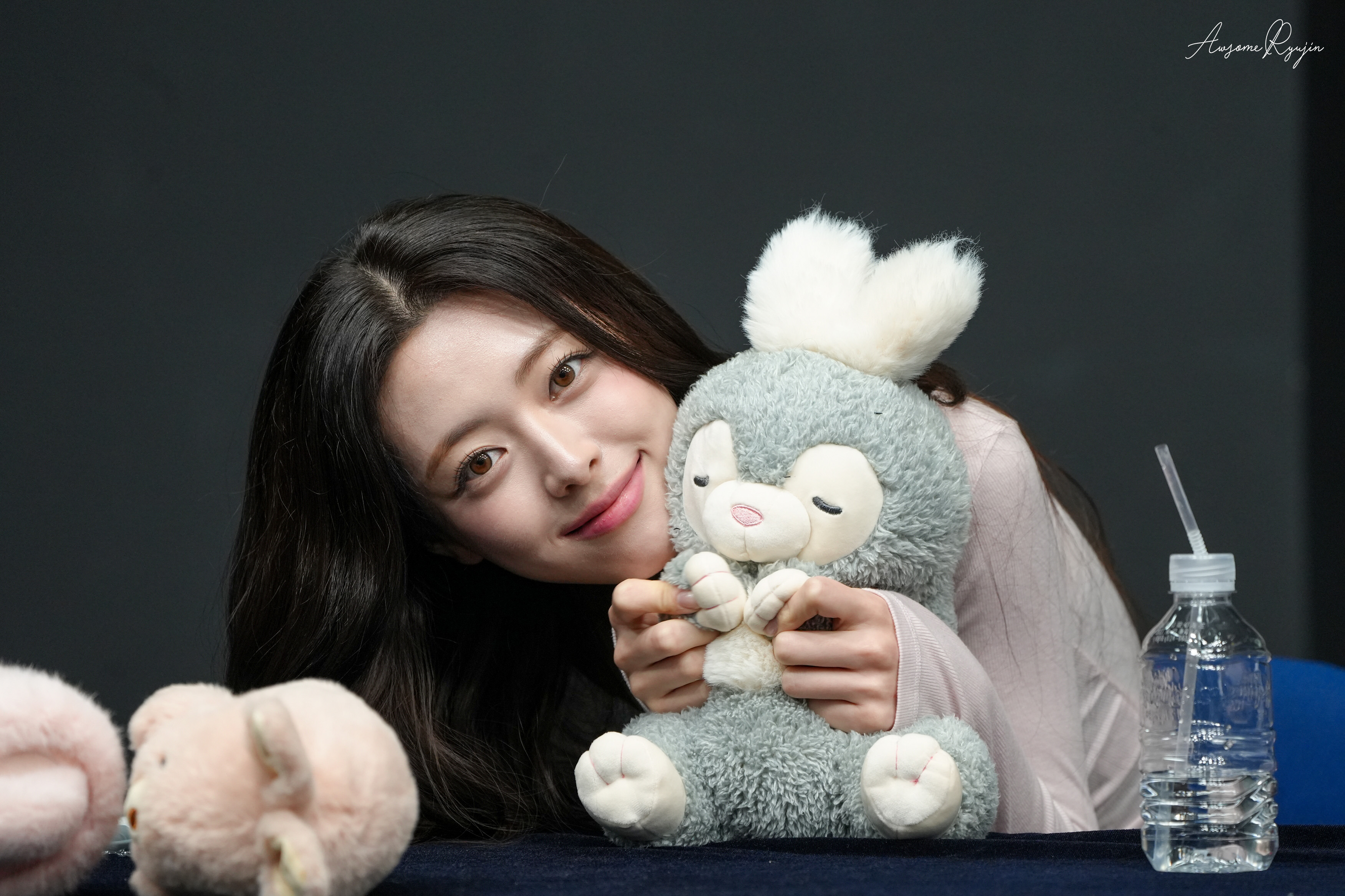 (스압)여자여자한 ITZY 유나.jpgif | 인스티즈