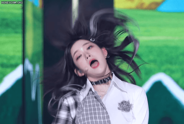 츠키의 열정에는 감동이 있다.gif | 인스티즈