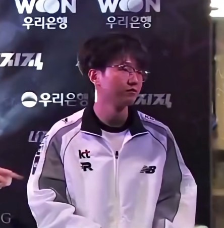 매혹 스킬 쓰는 T1 도란 | 인스티즈