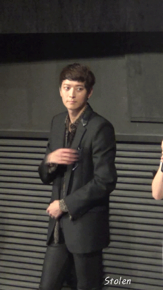 강동원이 안경이나 렌즈를 쓰는 이유 . jpg | 인스티즈