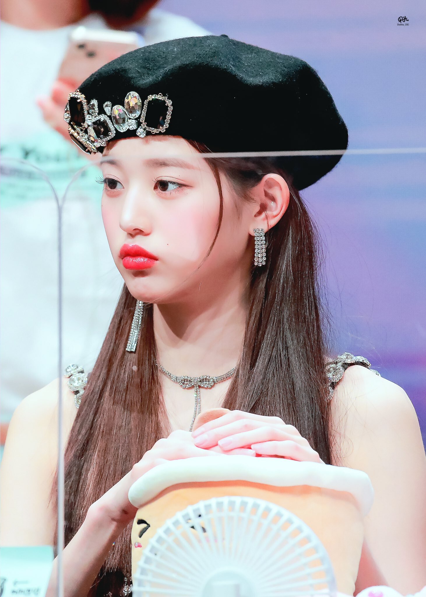 팬들 사이에서 비주얼 난리난 베레모 쓴 아이브 장원영.jpgif | 인스티즈