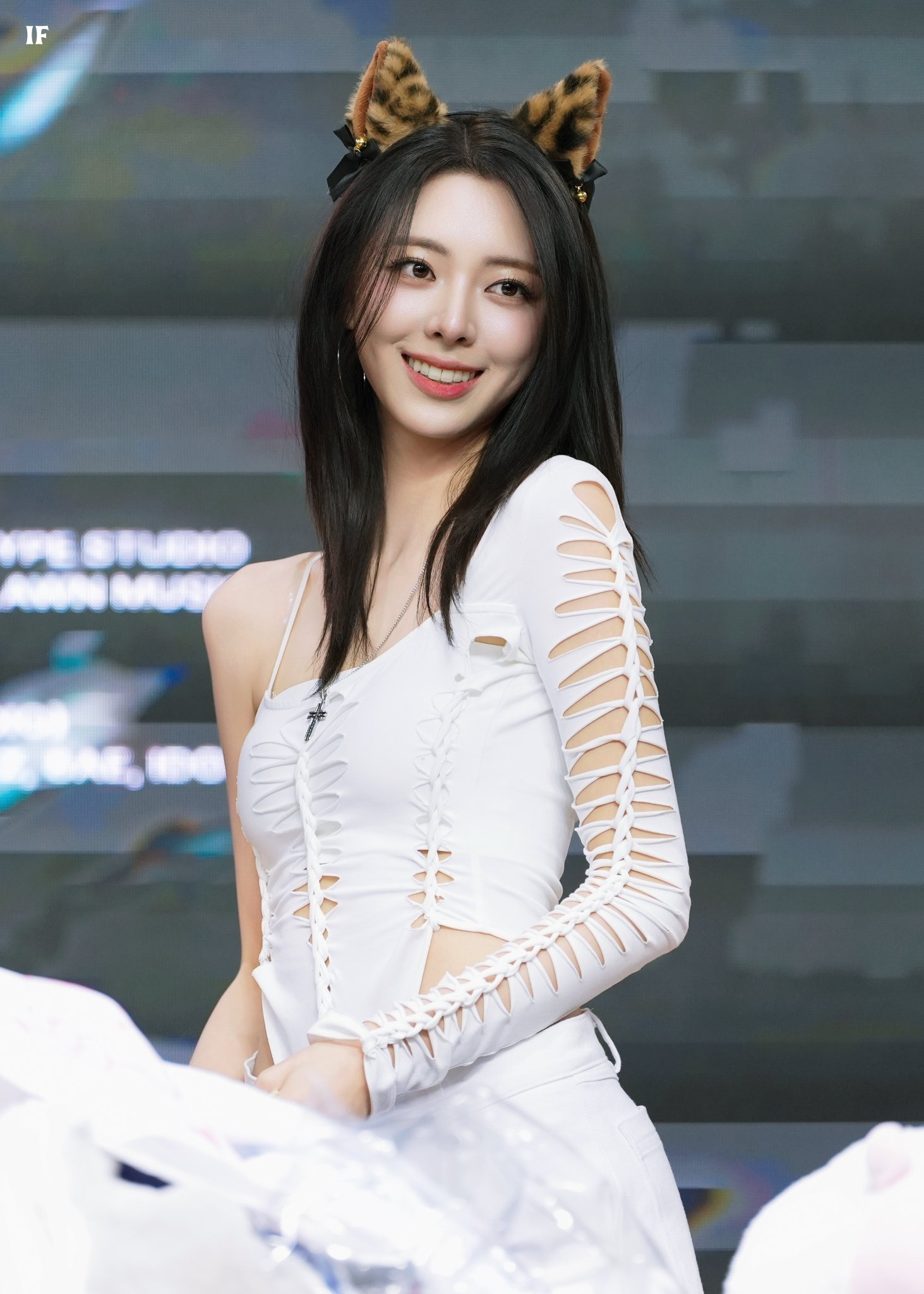 (스압)여자여자한 ITZY 유나.jpgif | 인스티즈