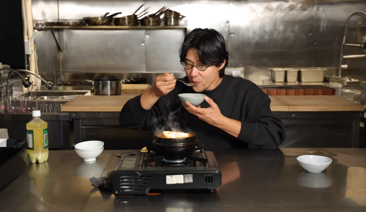 일본에서 유행 중인 까망베르 치즈 김치찌개 리뷰.jpg | 인스티즈