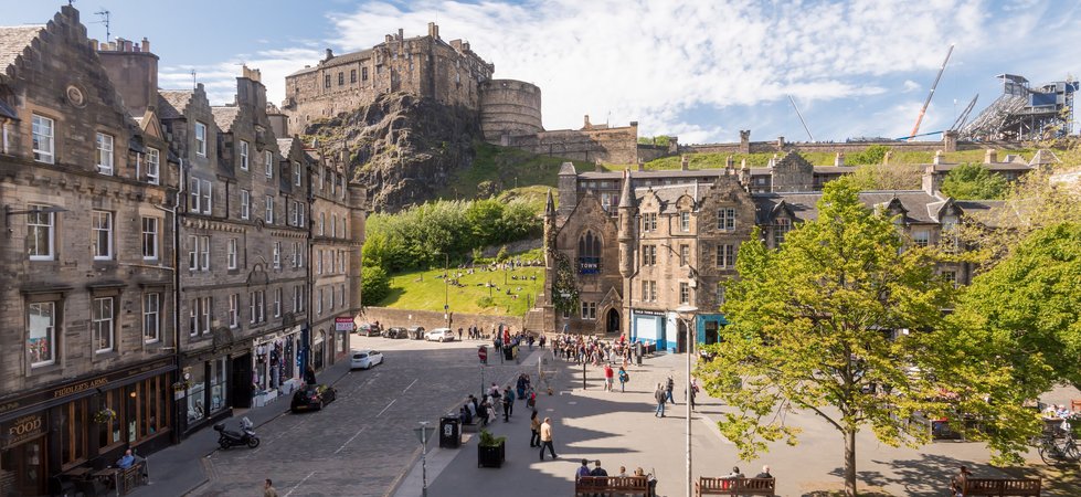 매년 관광객 1300만명이 찾는다는 영국의 도시 | 인스티즈