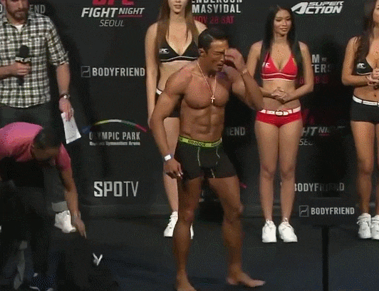 등근육하면 떠오르는 사람 | 인스티즈