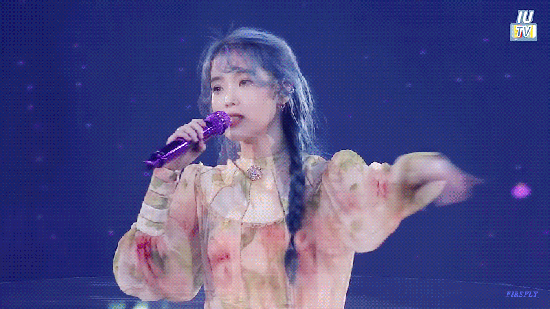 파랑머리 아이유.gif | 인스티즈