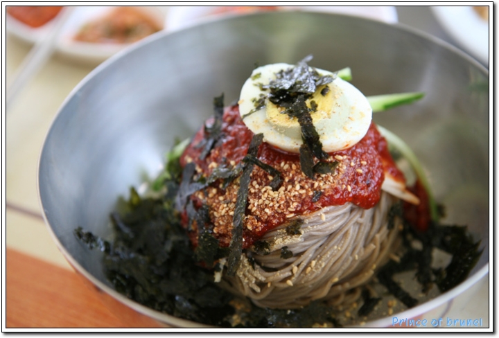 차가운 밀가루 면요리 중 최애 甲....jpg - 웃긴자료 ‥‥‥‥‥、 - 도탁스 (DOTAX) 차가운 밀가루 면요리 중 최애 甲....jpg