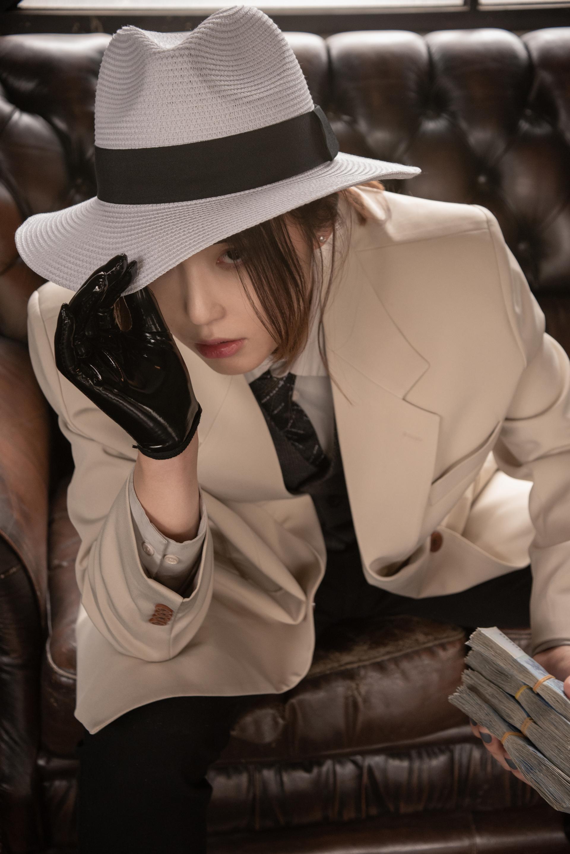 이번에 두번째 화보를 찍은 웹툰작가 (강심장만 오셈) | 인스티즈