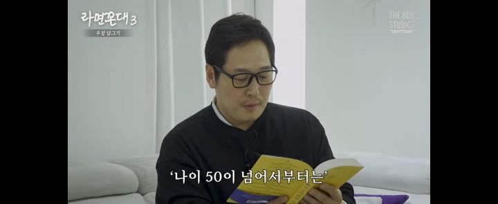 책쓴 저자가 자기책을 보지 못하는 이유 | 인스티즈