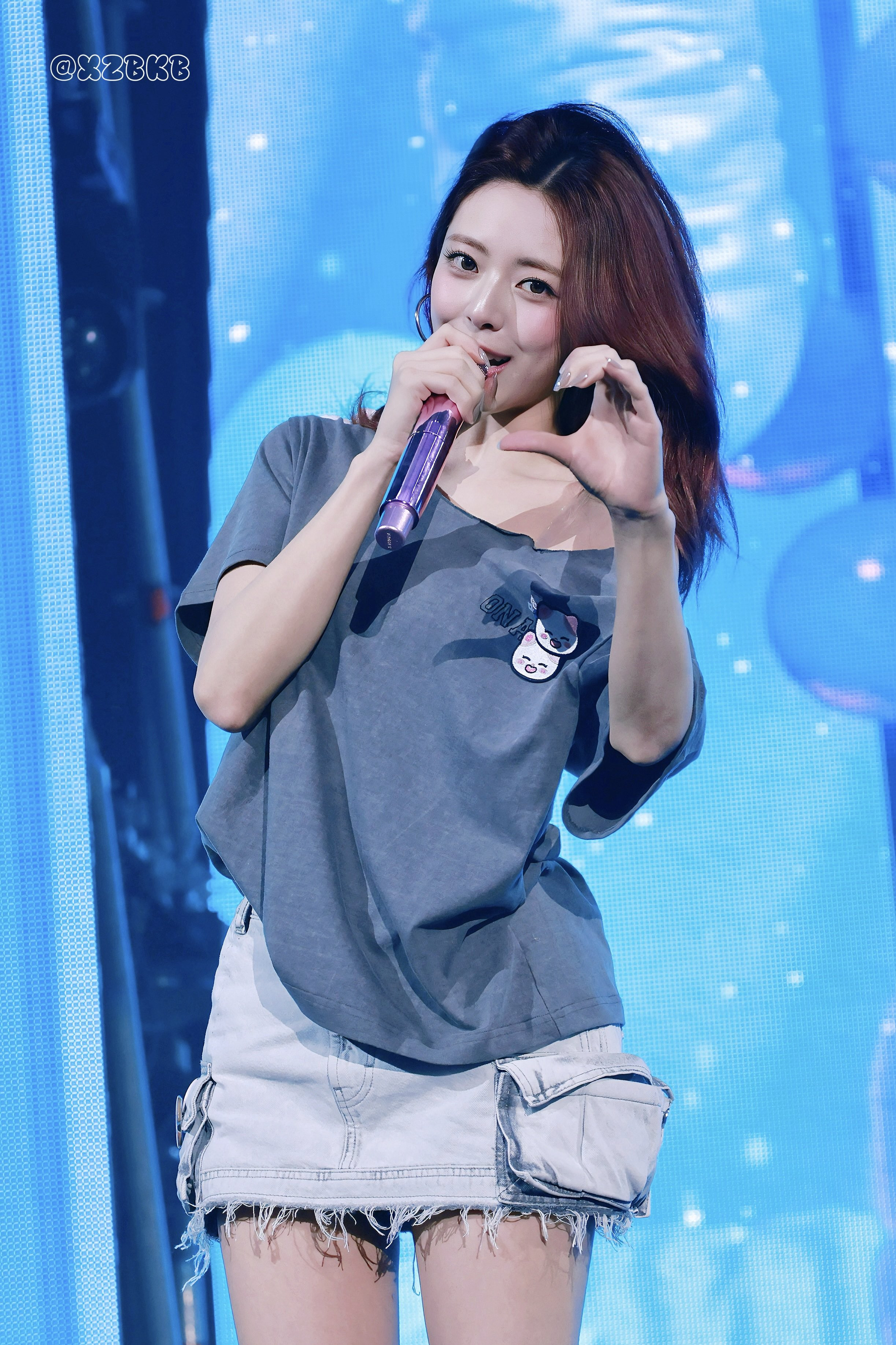 (스압)여자여자한 ITZY 유나.jpgif | 인스티즈