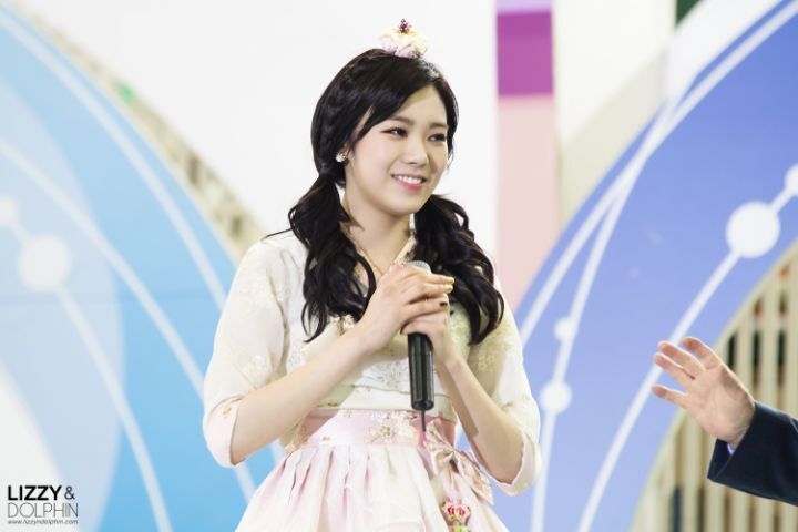 양갈래 트윈테일이 제일 잘 어울리는 여자 아이돌은? | 인스티즈