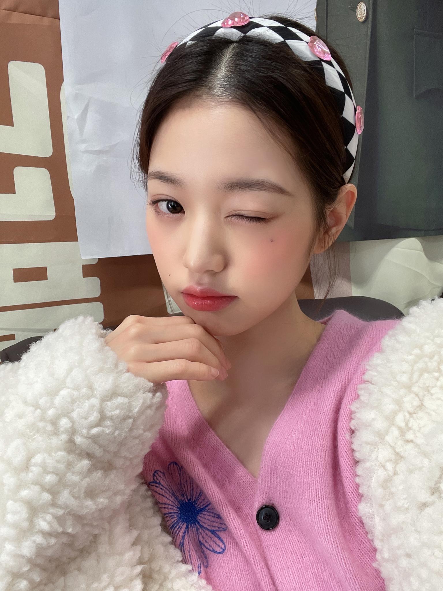 복실복실한걸 너무 좋아하는 아이브 장원영 | 인스티즈