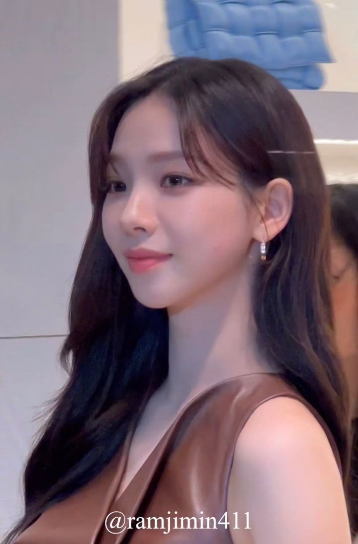 행사장에서 팬들 폰카에 찍힌 카리나 실물 느낌 | 인스티즈