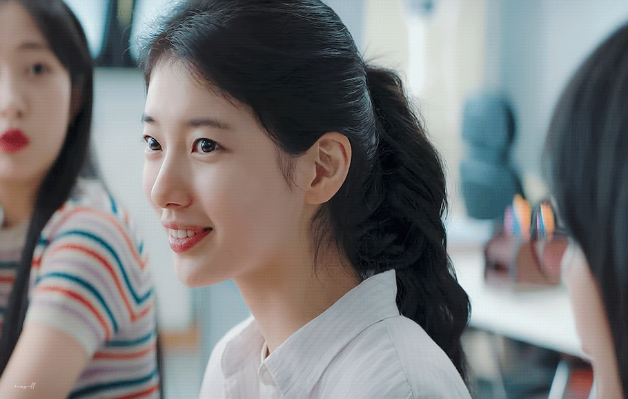 드라마 안나에서 나이를 연기한 수지.jpgif | 인스티즈