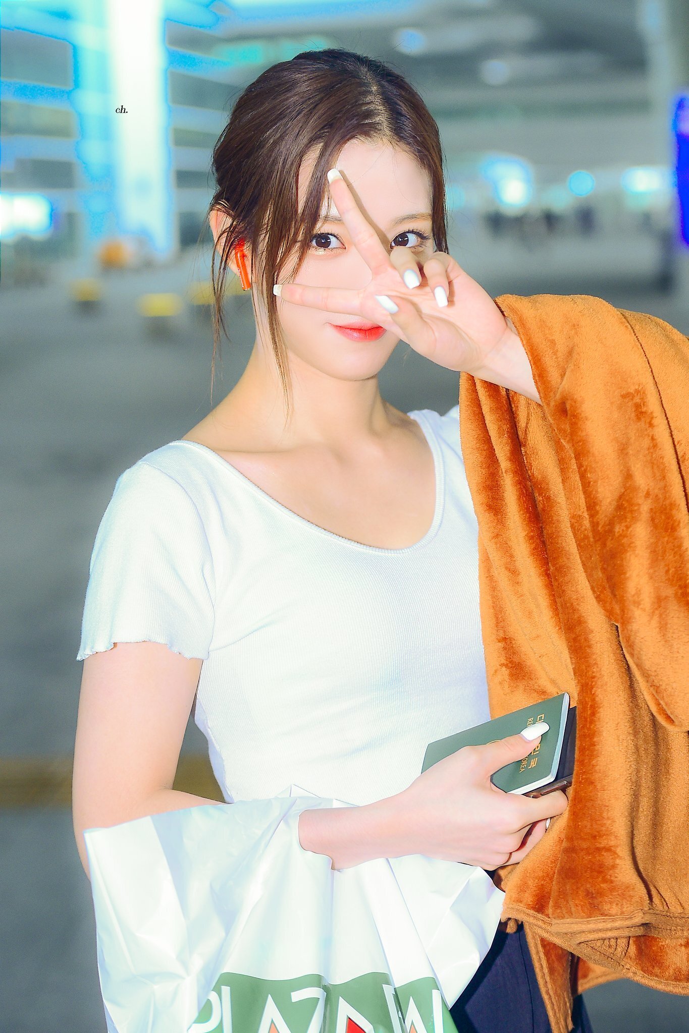 (스압)얼굴도 몸매도 이쁜 프로미스나인 이채영.jpgif | 인스티즈