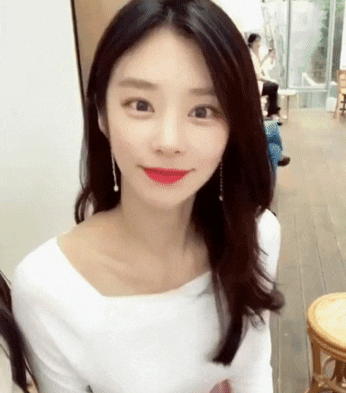 은근히 이쁜듯한 이주빈 | 인스티즈
