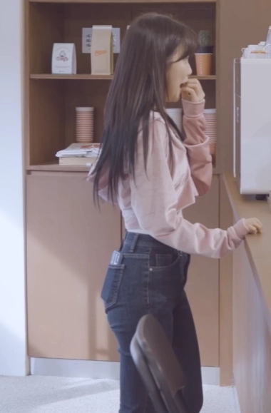 의외로 몸매 좋은 우정잉 | 인스티즈