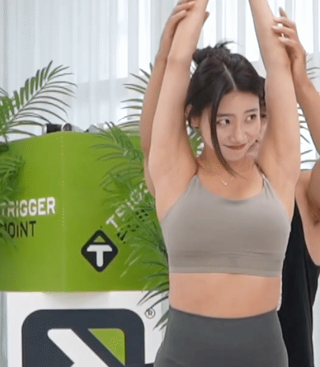 매력적인 운동하는 처자.gif 매력적인 운동하는 처자 - 