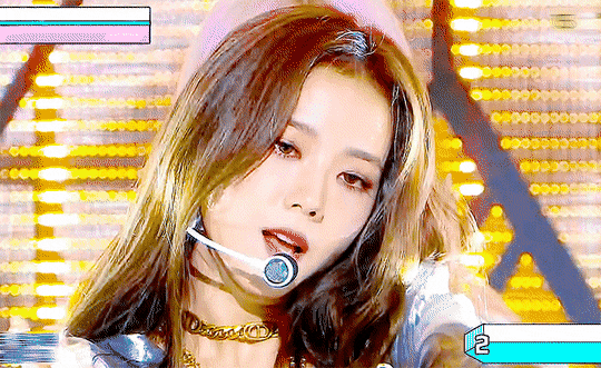 이 분을 보고 이상형은 아니라고 하는 사람은 봤지만, 예쁘지 않다고 하는 사람은 본 적이 없음 | 인스티즈