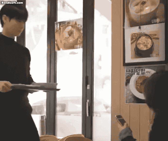 혼밥 안하는법.gif | 인스티즈