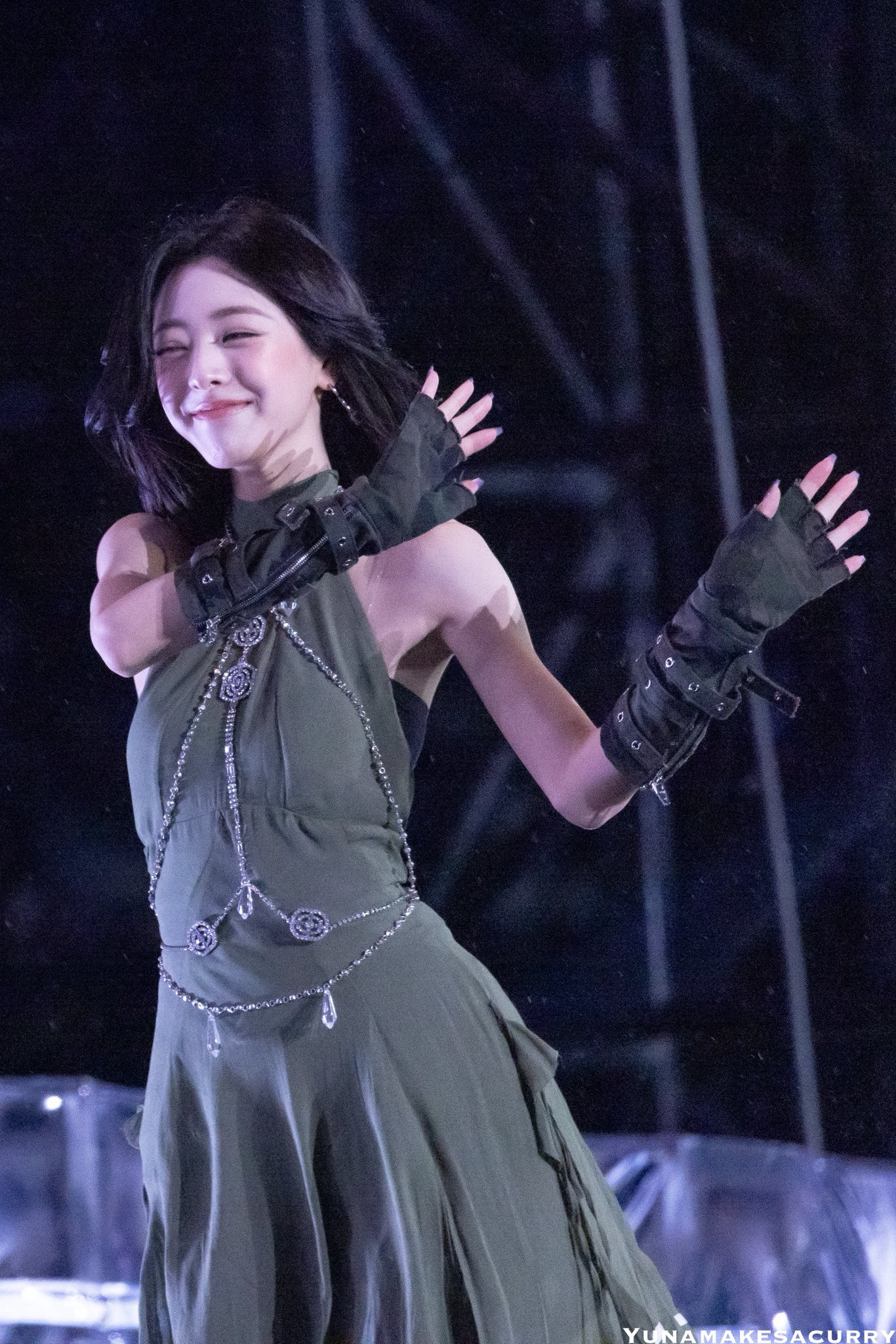 (스압)여자여자한 ITZY 유나.jpgif | 인스티즈