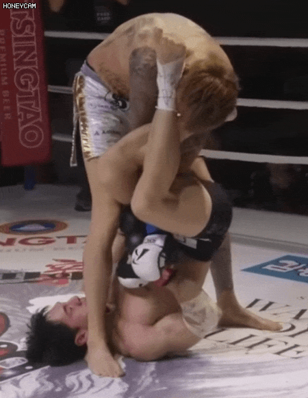 전 먹방 유튜버 밴쯔 의외의 근황 ...GIF | 인스티즈