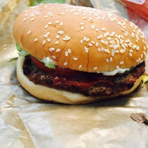 둘중 더 잘 만들었다고 생각하는 버거는?.jpg | 인스티즈