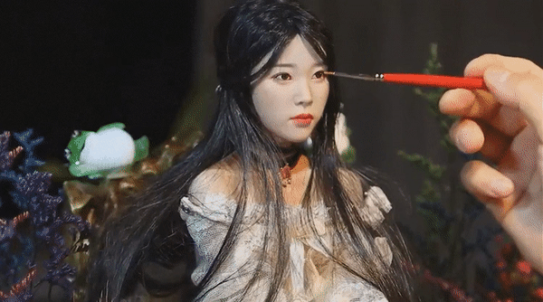 아이유 피규어 | 인스티즈