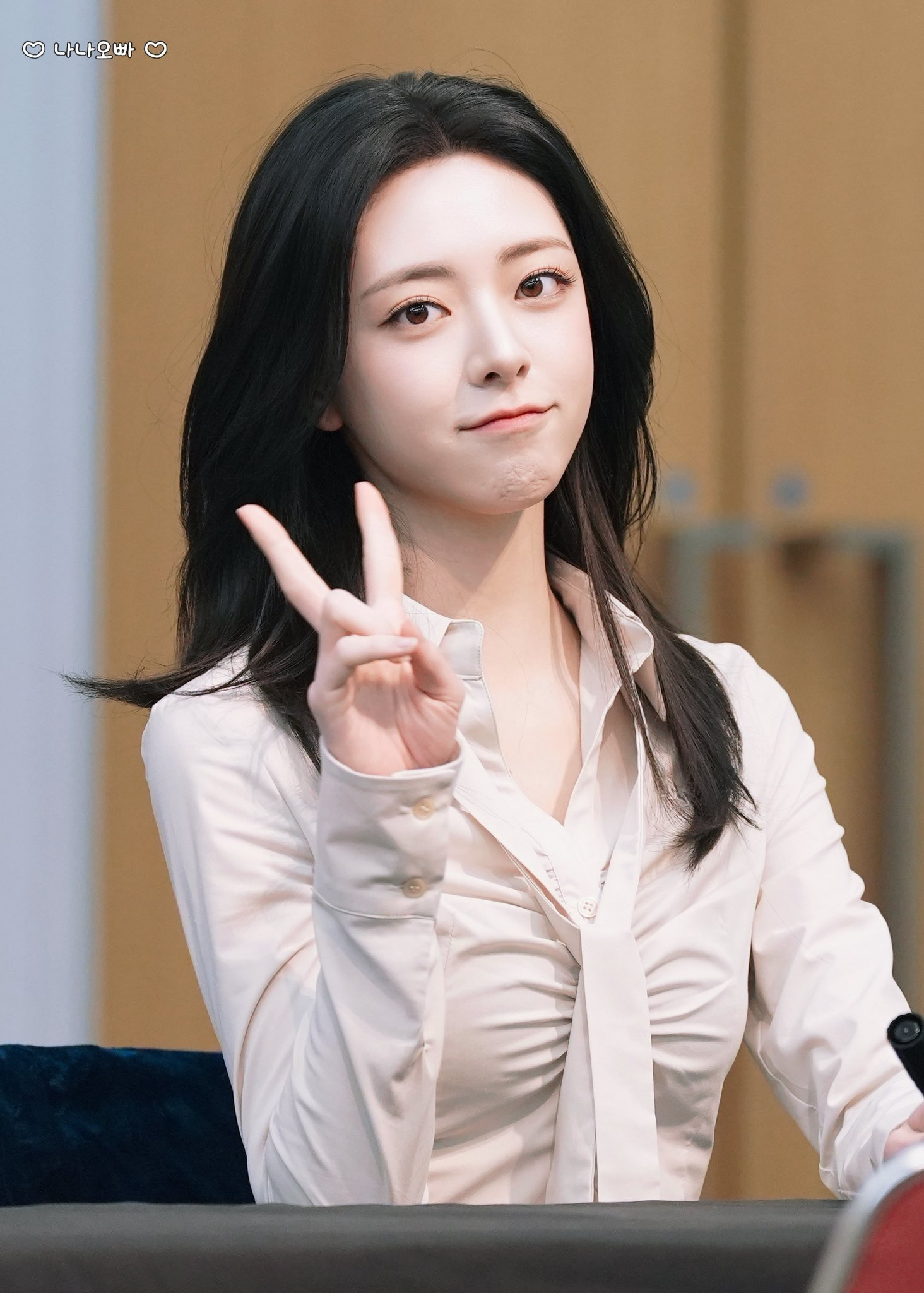 (스압)여자여자한 ITZY 유나.jpgif | 인스티즈