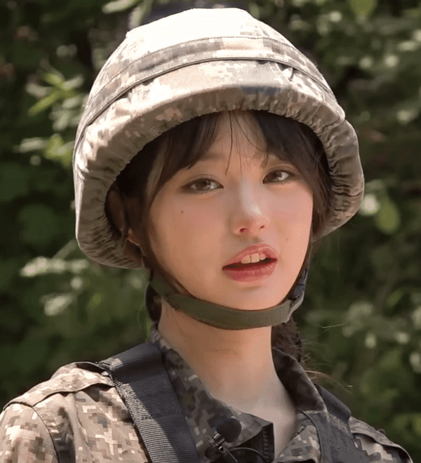 신병 장원영.gif | 인스티즈