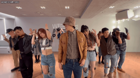 싸이(PSY) - That That 안무 원작자.gif | 인스티즈