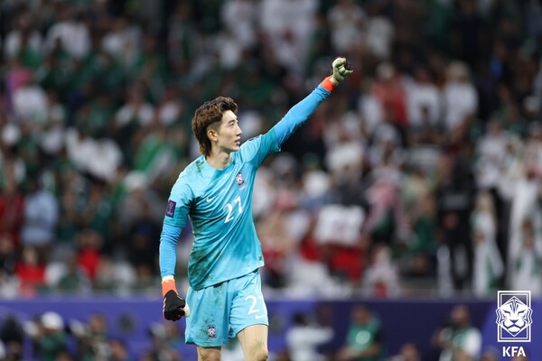 조현우 "오른쪽으로 뛰라고 해준 아내 고마워" | 인스티즈