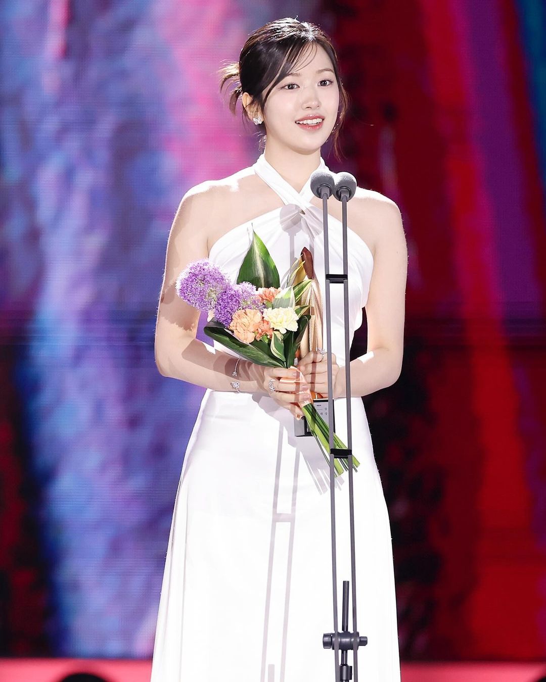 은근 이쁜데 설명할 방법이 없는 안유진 근황.jpg | 인스티즈