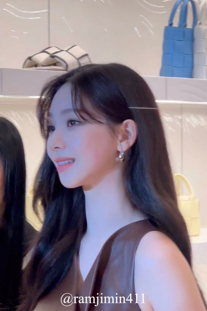 행사장에서 팬들 폰카에 찍힌 카리나 실물 느낌 | 인스티즈