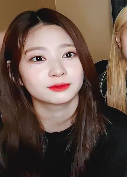 보스 아이즈원 민주.gif (스압,움짤 多) | 인스티즈