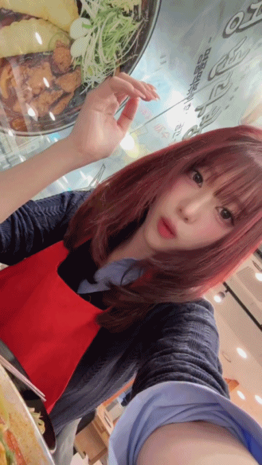 빨간색으로 염색한 권희원 치어리더 | 인스티즈