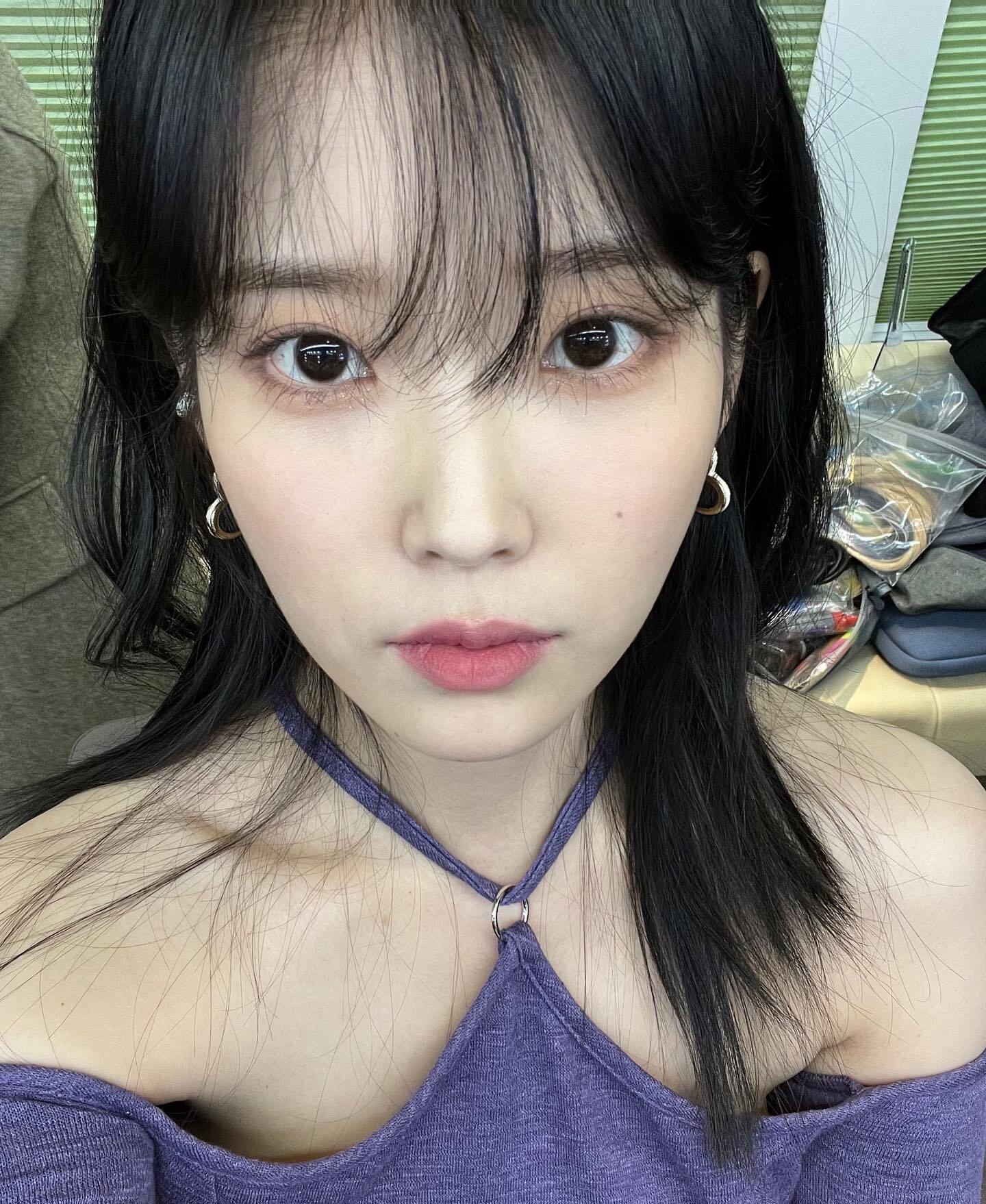아이유 본인도 이쁘다고 인정했던 날.gif | 인스티즈