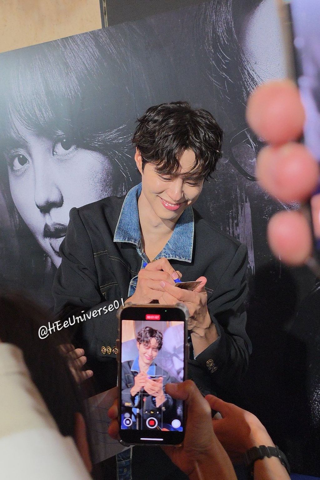 오늘 태국에서 난리났다는 박보검 얼굴...jpg | 인스티즈