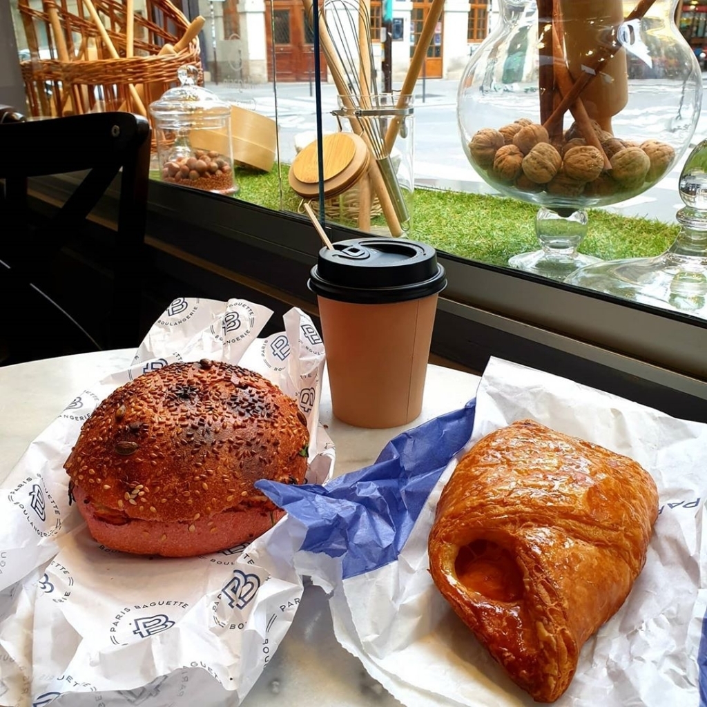 프랑스 파리에 있는 파리바게뜨.....jpg | 인스티즈