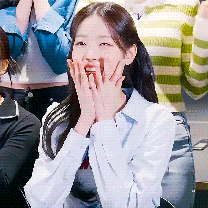 아직도 애기 같은 아이브 장원영.gif | 인스티즈