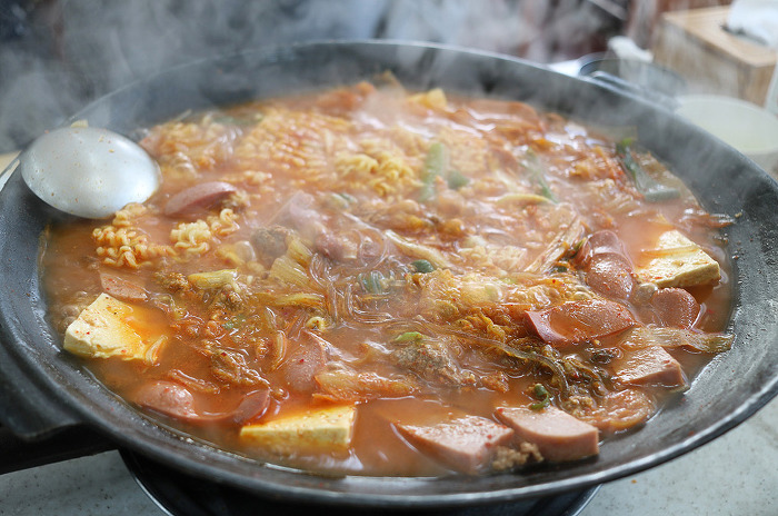 가끔 점심이나 저녁에 땡기는 얼큰한 음식 | 인스티즈
