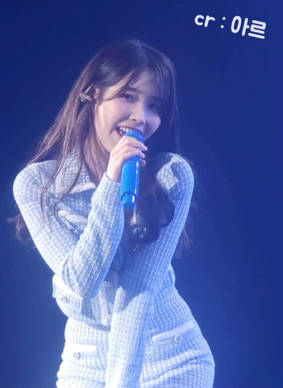 어제 행사뛴 아이유 비주얼 근황.jpg | 인스티즈