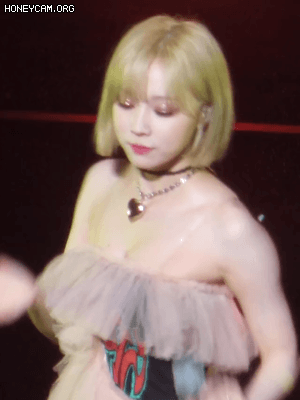 카리나보다 더 섹시해진 윈터 
